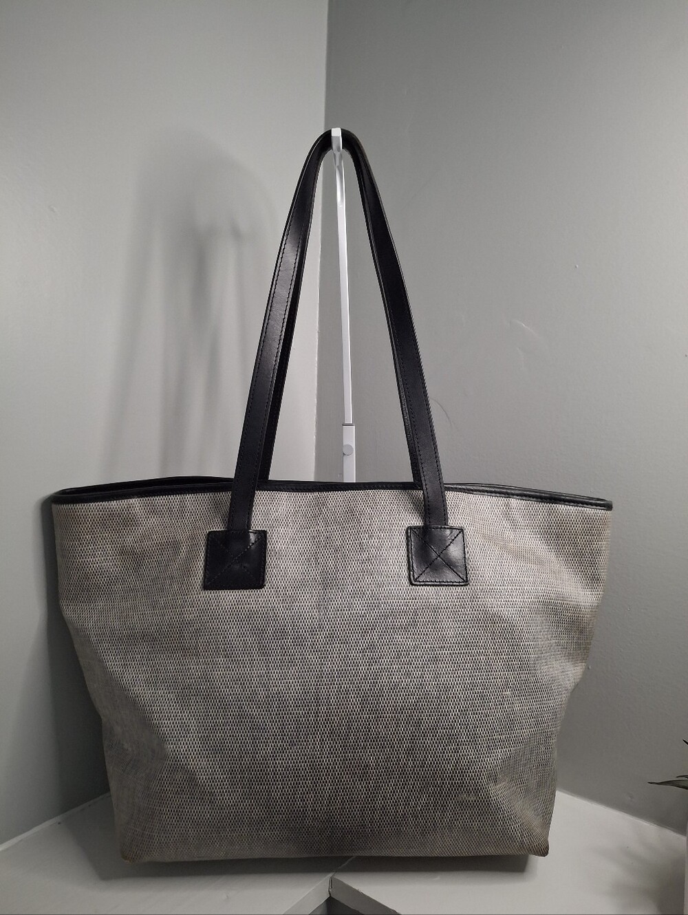 Dooney & Bourke Large Coated Canvas Tote Shoulder Bag Beige Black - Picture 2 of 8